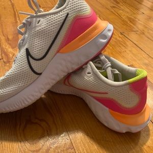 Like new neon Nike sneakers!